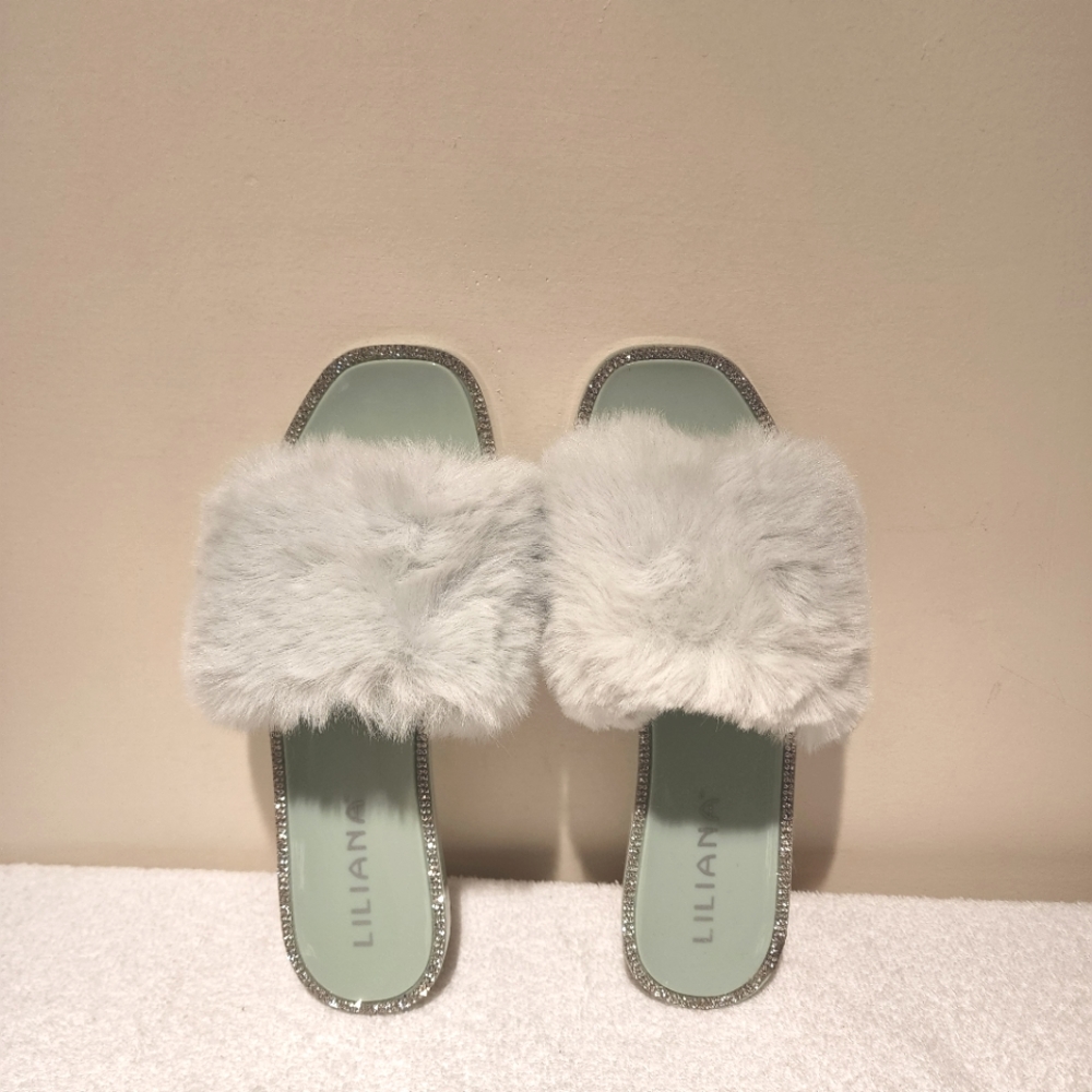 Liliana Slippers